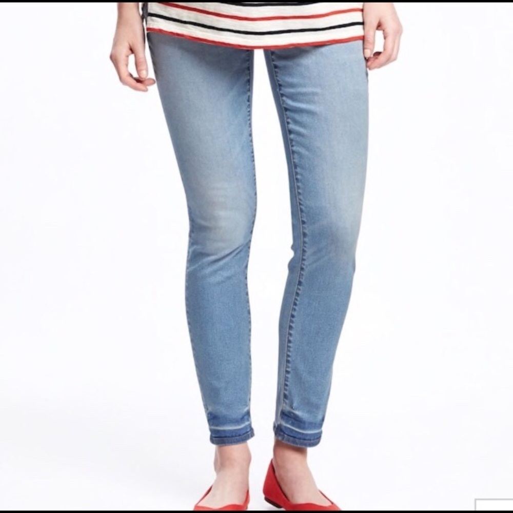 Old Navy Maternity Side Panel Jeans